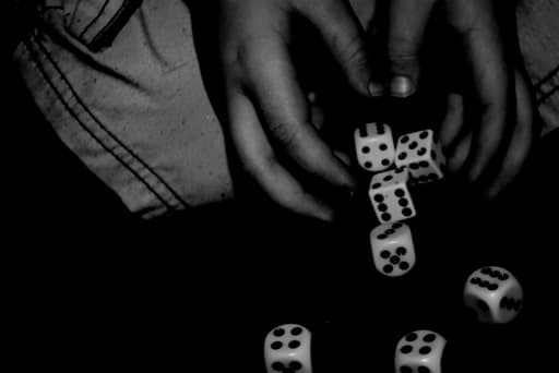 オンラインカジノとギャンブル依存症